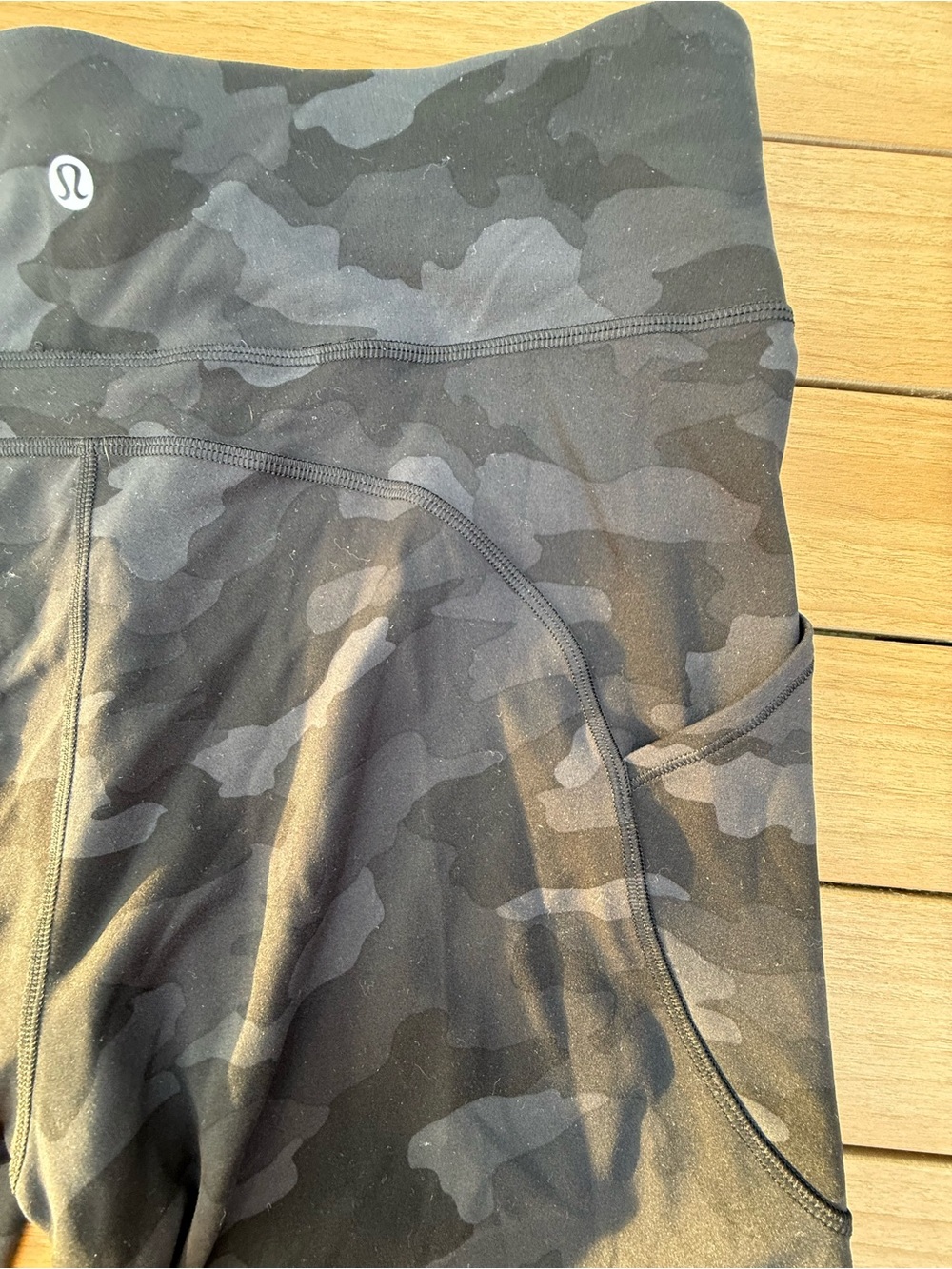 lululemon Align High-Rise shorts Heritage 365 Camo Deep Coal, side pockets sz 12 - Picture 8 of 12